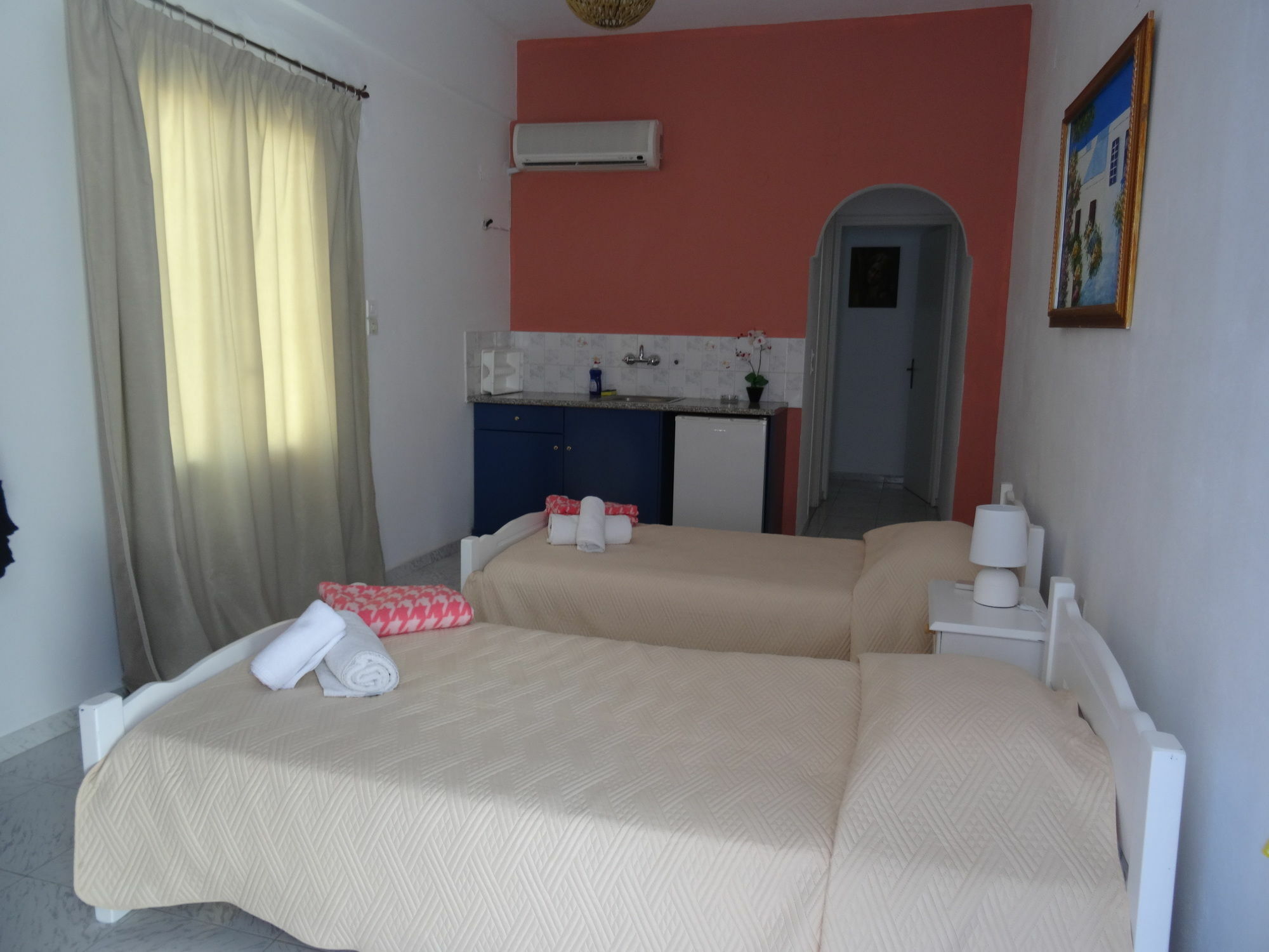 Bella Sant Aparthotel Perissa  Exterior photo