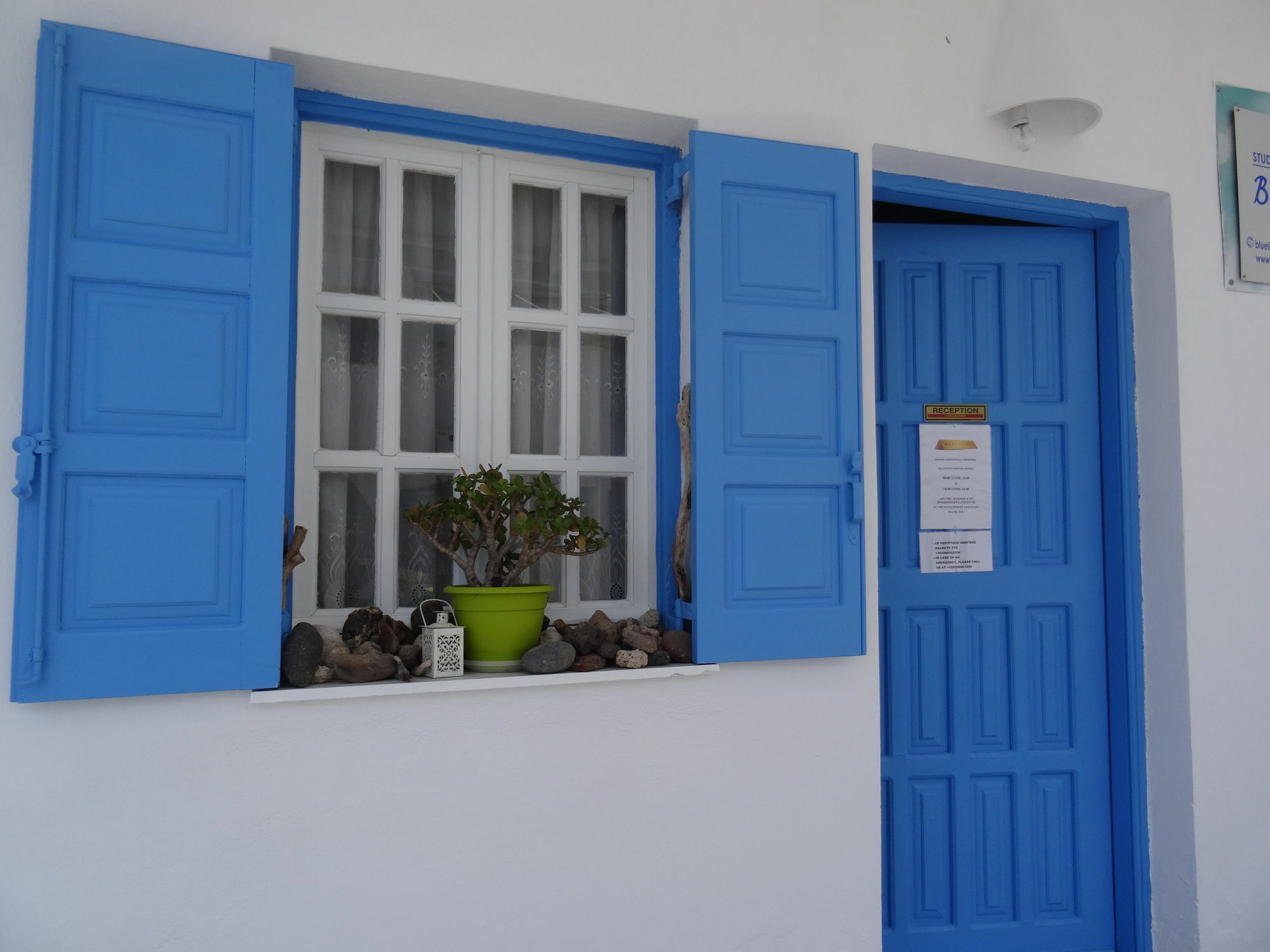 Bella Sant Aparthotel Perissa  Exterior photo